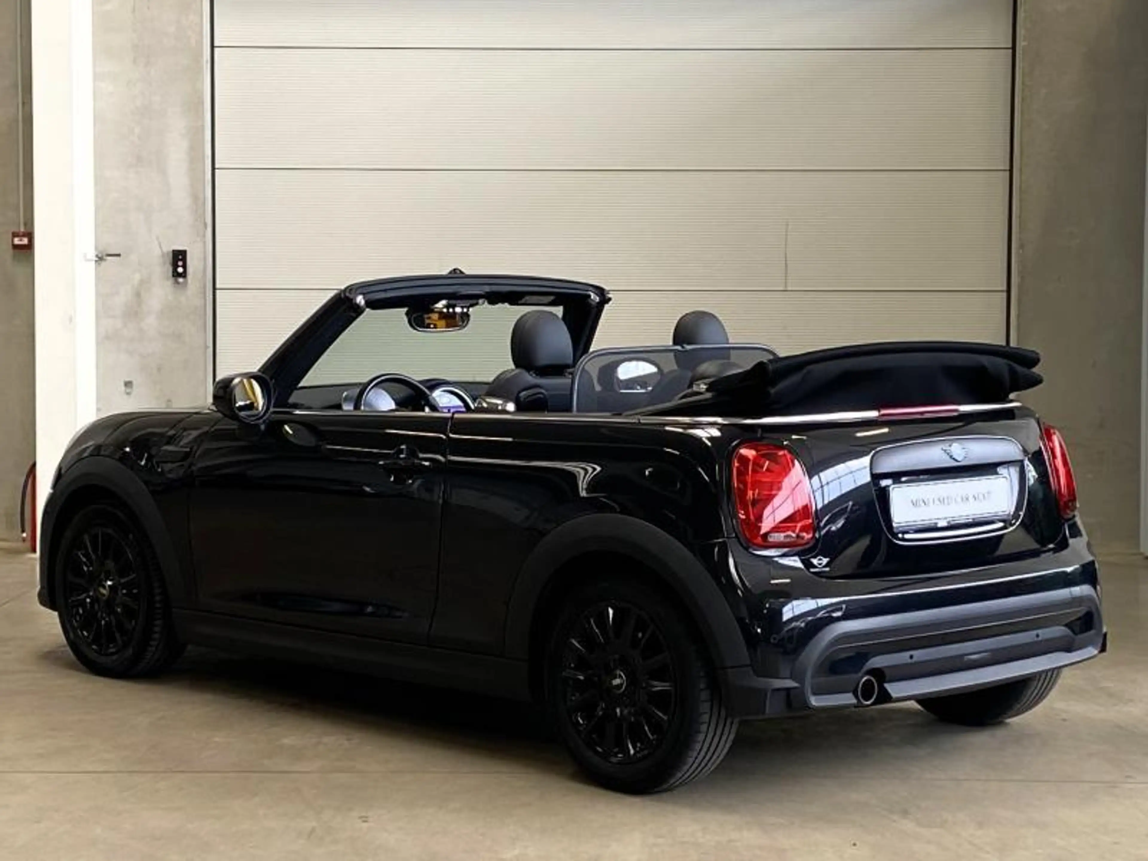 MINI One Cabrio NAVI - LEDER - FACELIFT - LED — photo 5