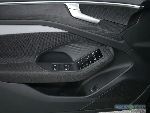 Audi A6 view 9