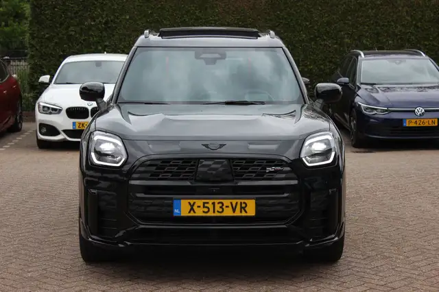 MINI Countryman view 8