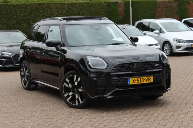 MINI Countryman view 30