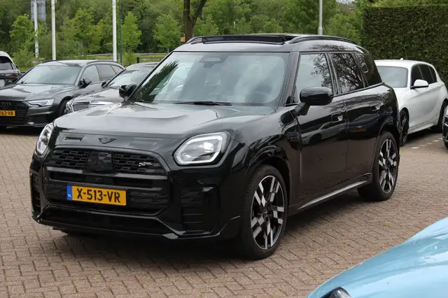 MINI Countryman view 6