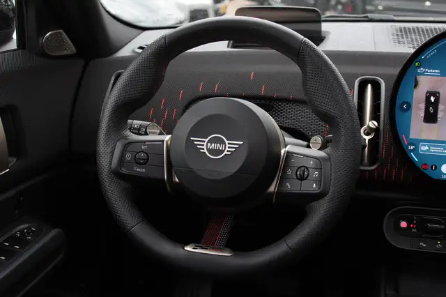MINI Countryman view 17