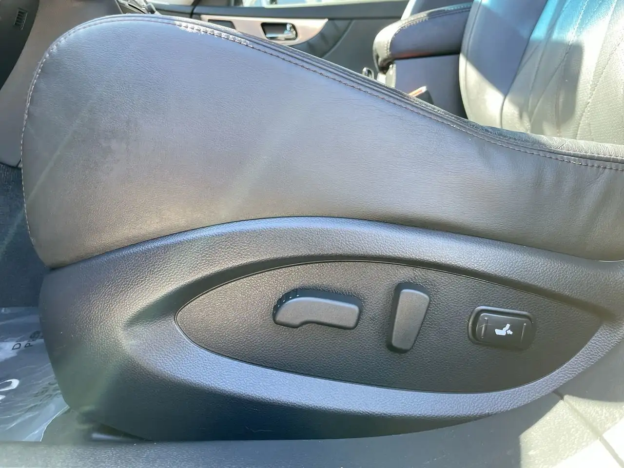Infiniti FX снимка Infiniti FX