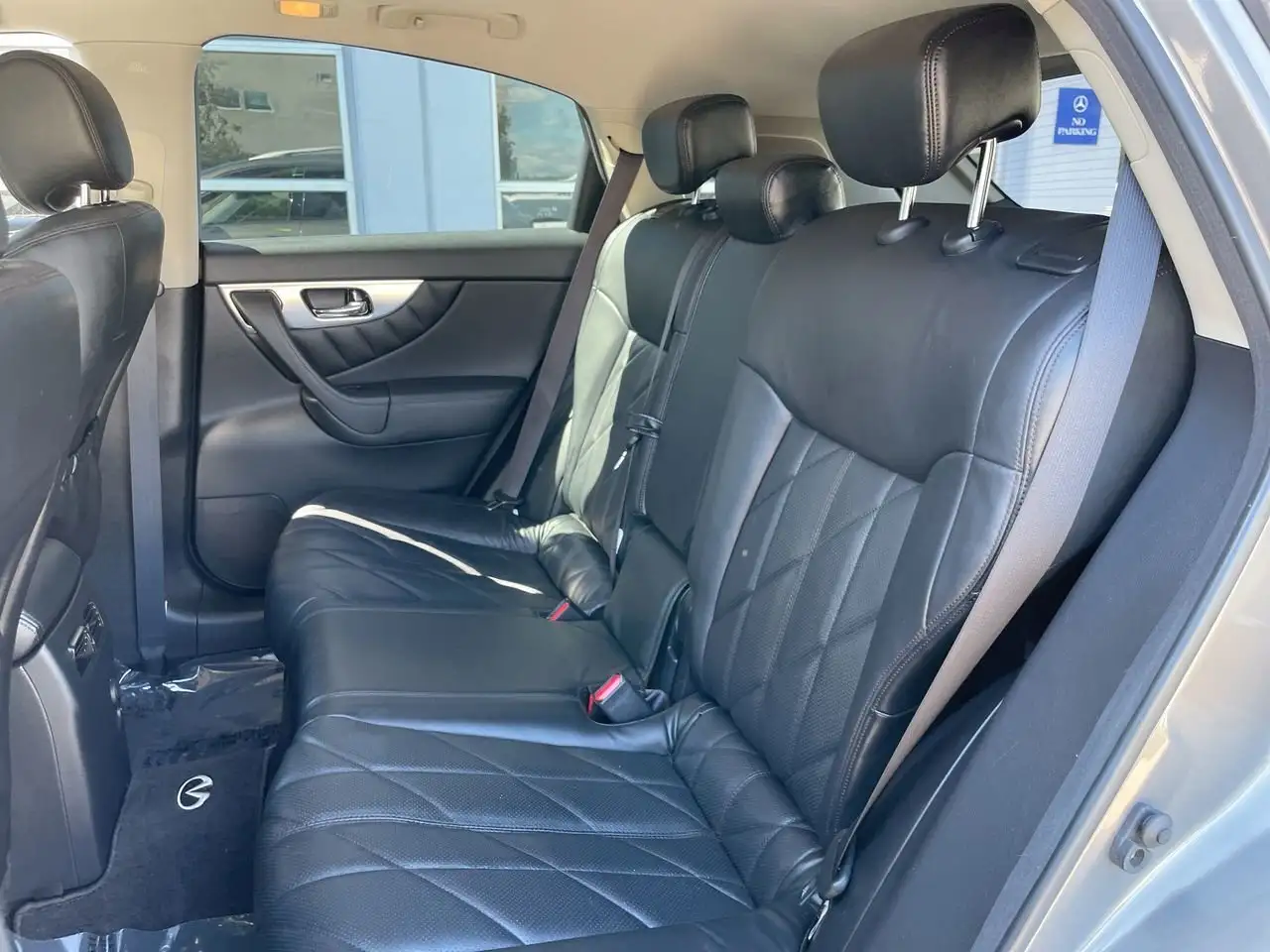 Infiniti FX снимка Infiniti FX