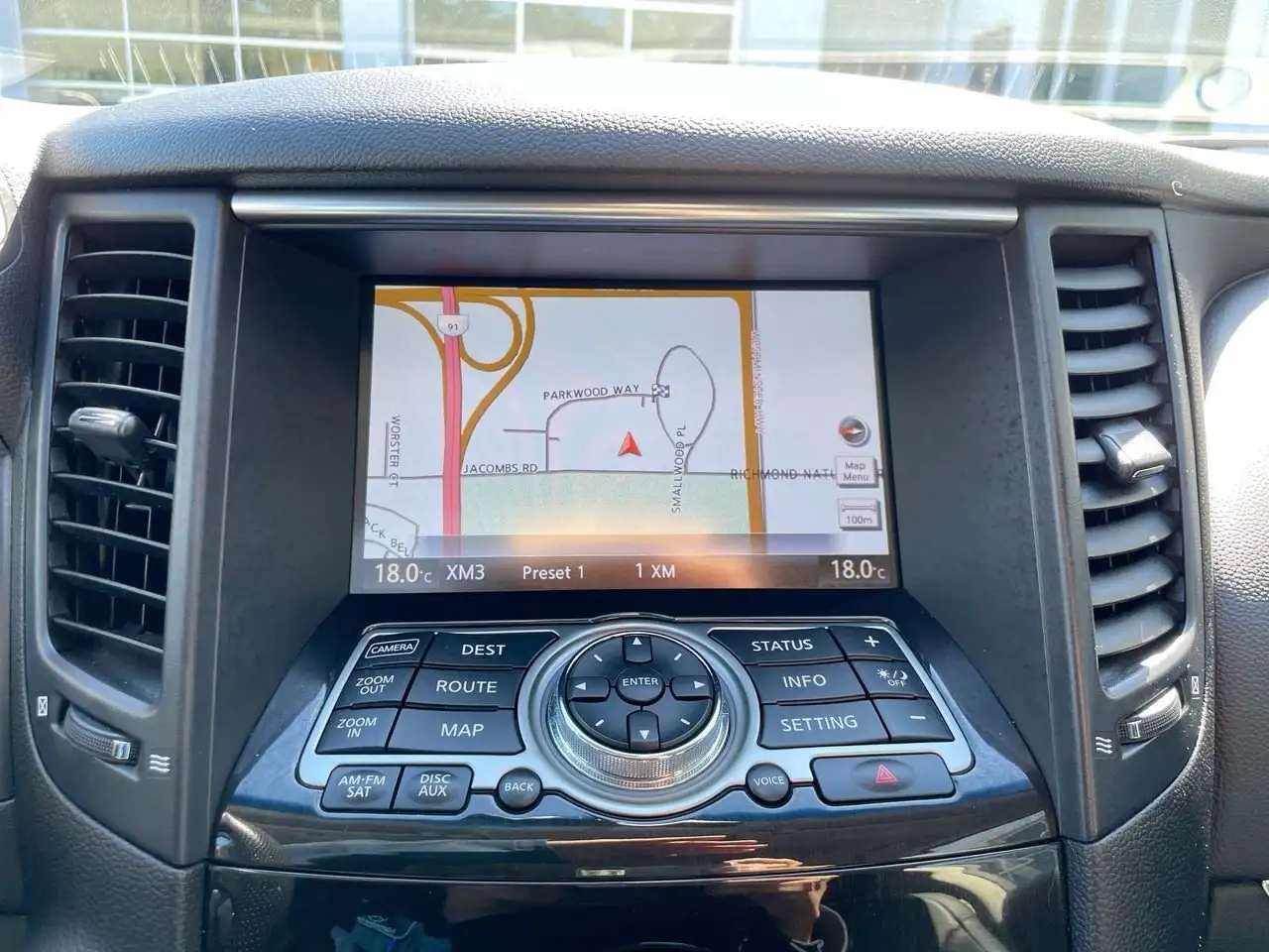 Infiniti FX снимка Infiniti FX