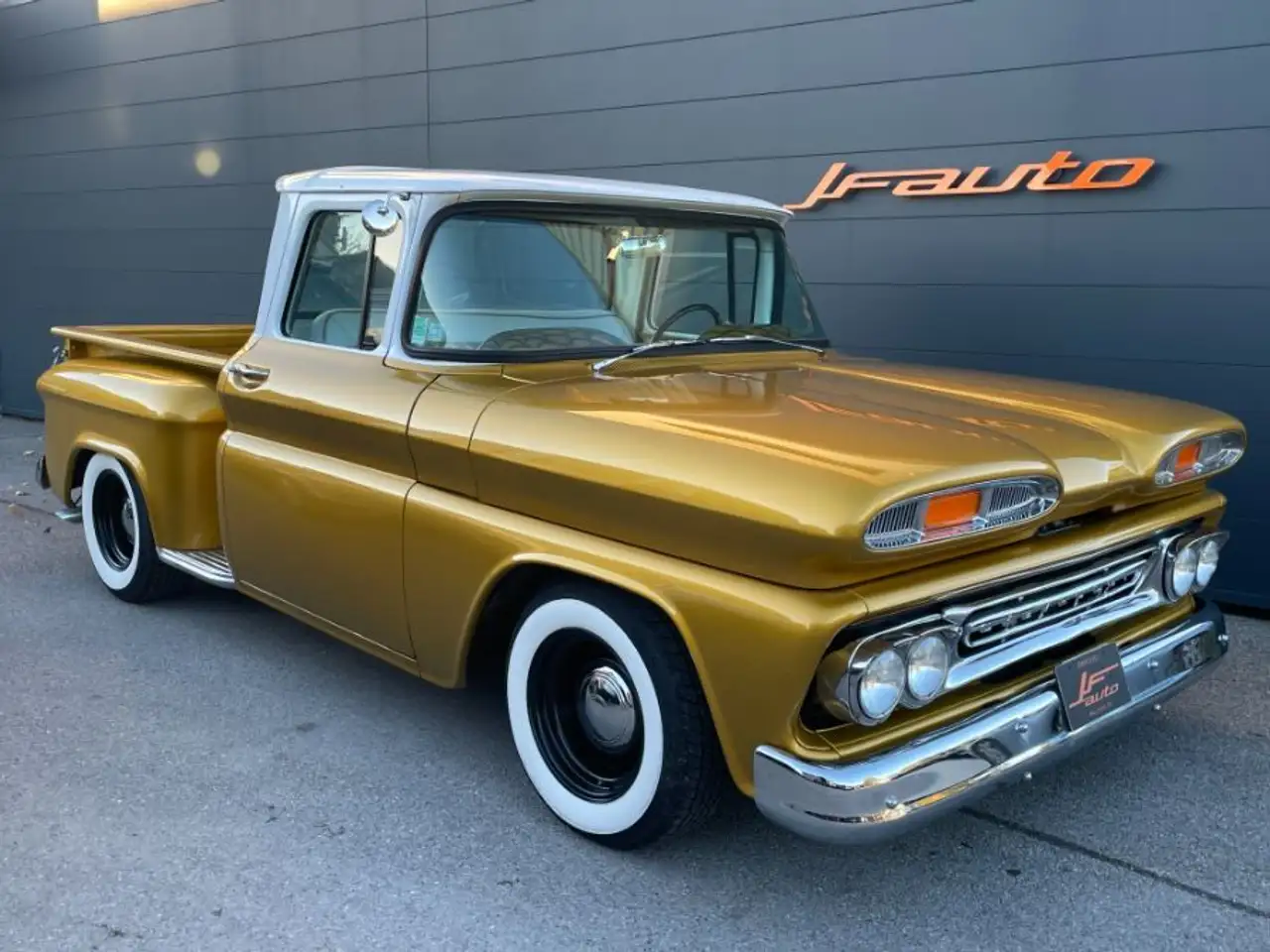 Chevrolet C10 BENNE STEPSIDE, foto 1
