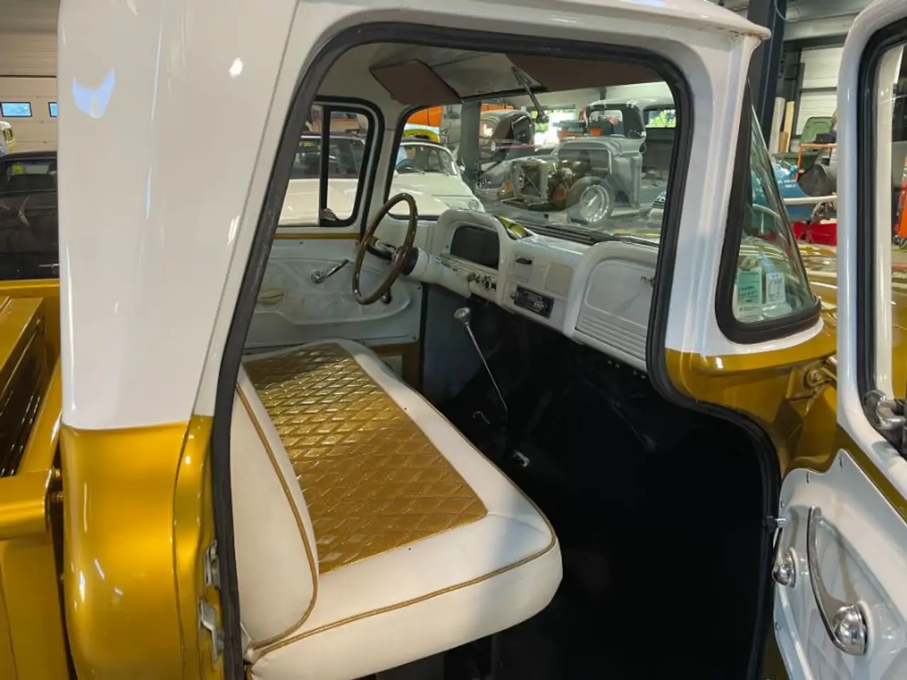 Chevrolet C10 BENNE STEPSIDE, foto 4