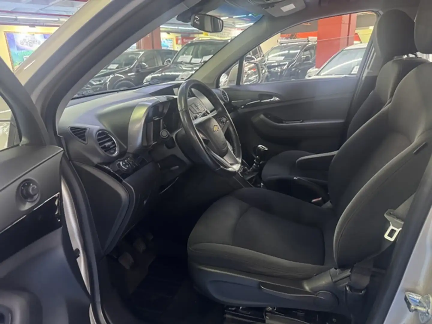 Chevrolet Orlando 2.0VCDi LT+ Amarillo - 2