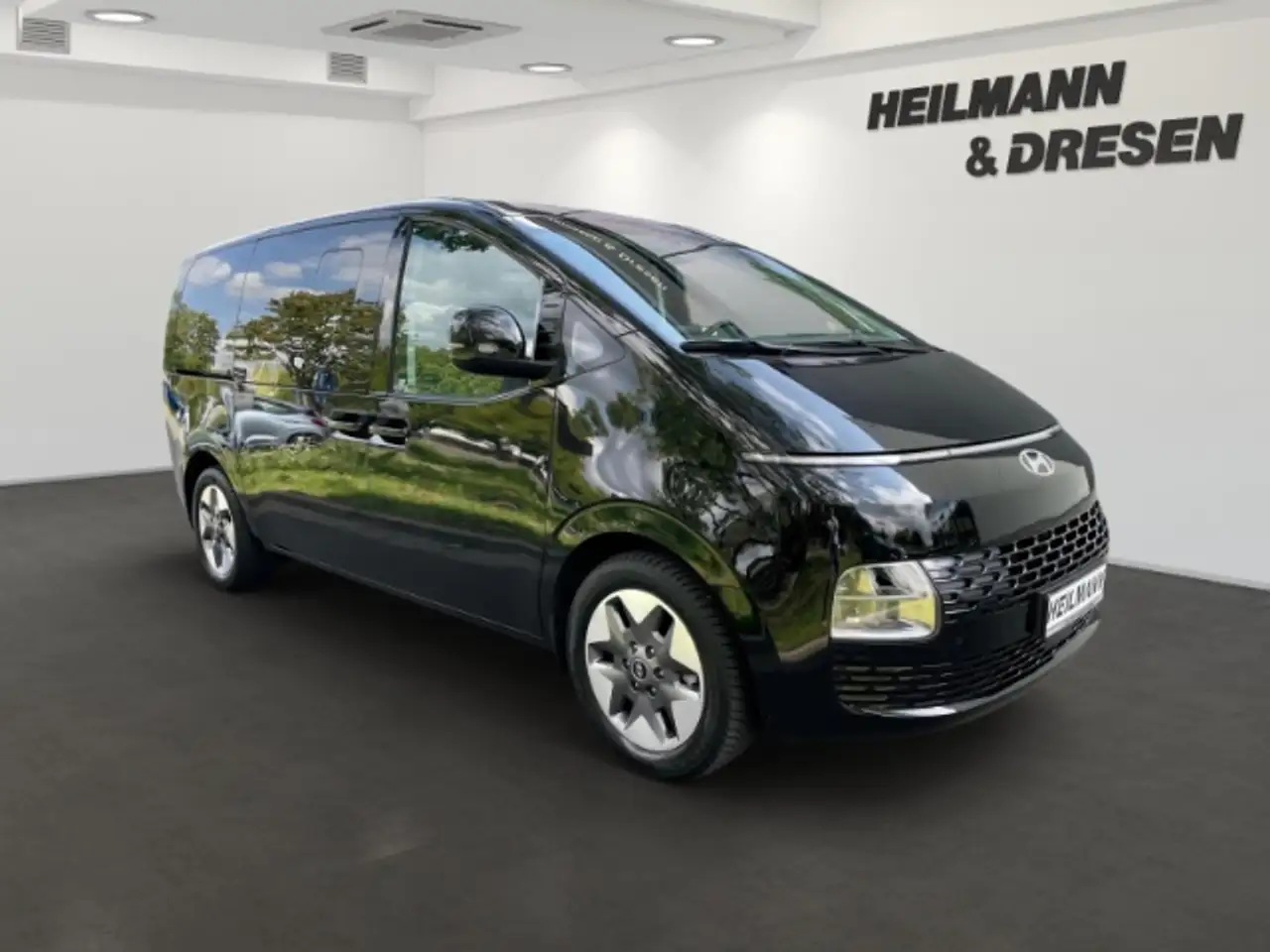 Hyundai Staria HEV Prime 1,6 Automatik/9-Sitzer/Leder/Navi/SmartK, миниатюра 2