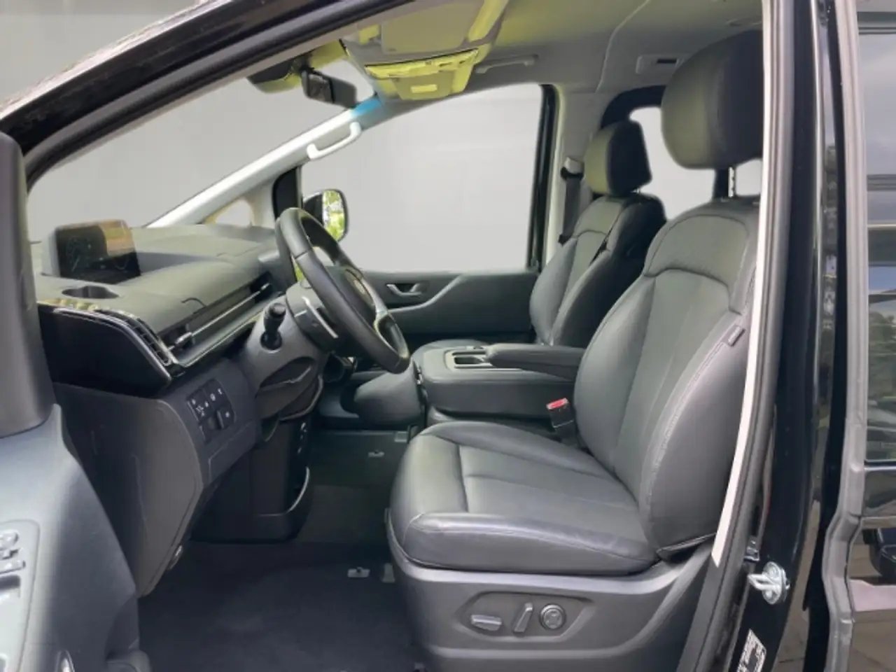 Hyundai Staria HEV Prime 1,6 Automatik/9-Sitzer/Leder/Navi/SmartK, миниатюра 7