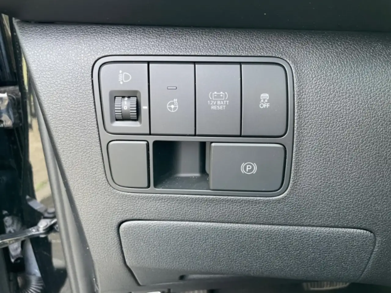 Hyundai Staria HEV Prime 1,6 Automatik/9-Sitzer/Leder/Navi/SmartK, миниатюра 19