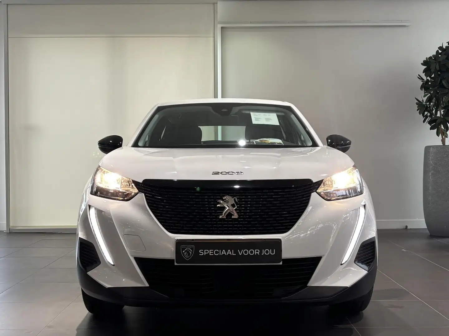 Peugeot 2008 1.2 PureTech Active | Airco | Apple Carplay/Androi Blanc - 2