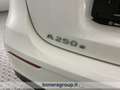 Mercedes-Benz A 250 e phev Advanced Plus AMG Line auto Weiß - thumbnail 8