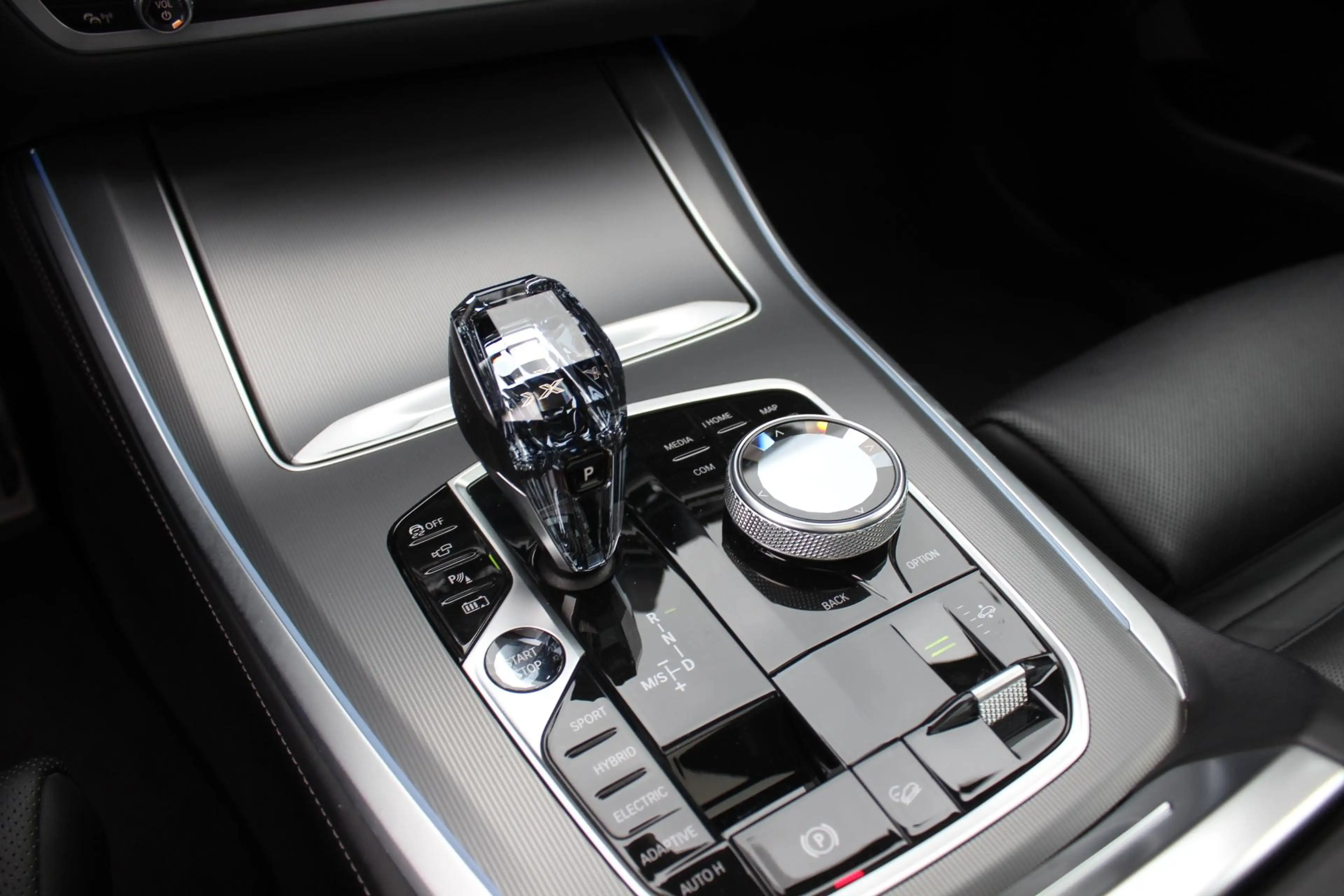 BMW X5 xDrive45e High Executive M-Sport, Skylounge, Hud, — photo 42