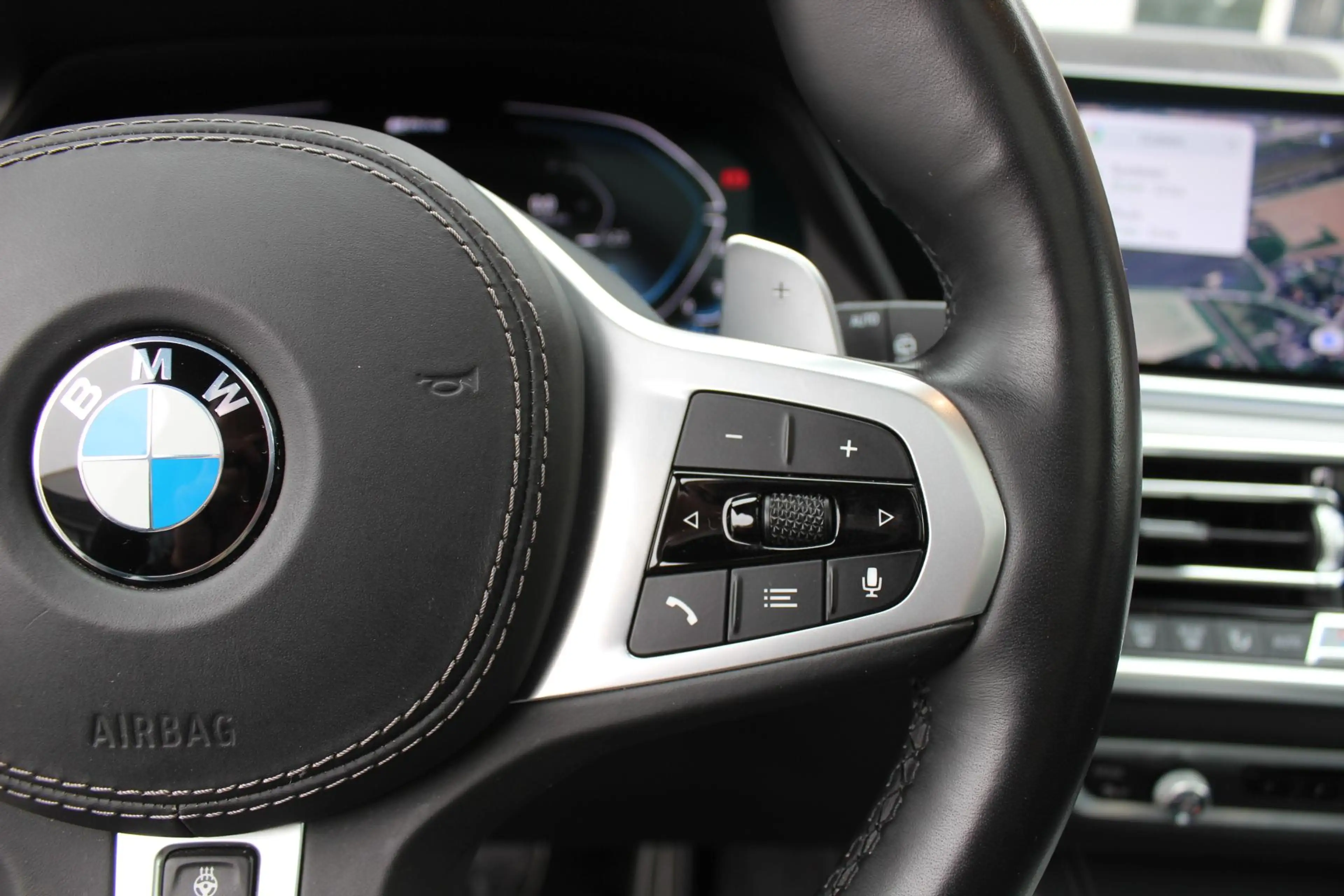 BMW X5 xDrive45e High Executive M-Sport, Skylounge, Hud, — photo 26