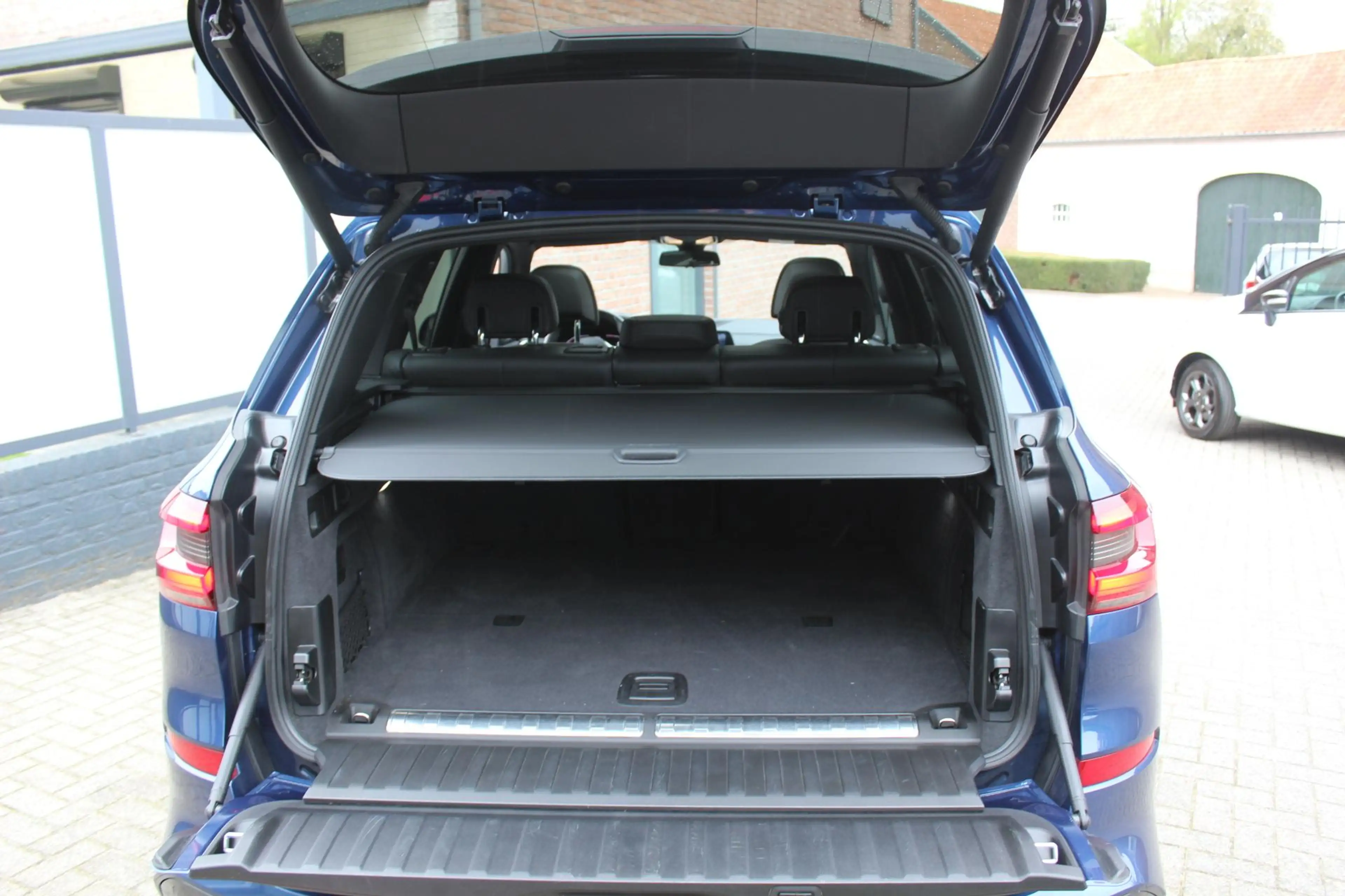 BMW X5 xDrive45e High Executive M-Sport, Skylounge, Hud, — photo 49