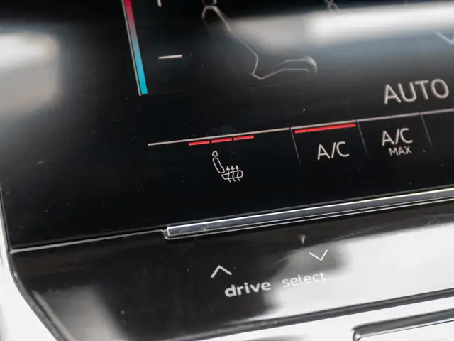 Audi A6 Avant view 30