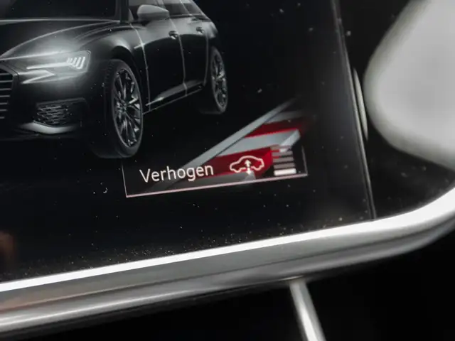 Audi A6 Avant view 25