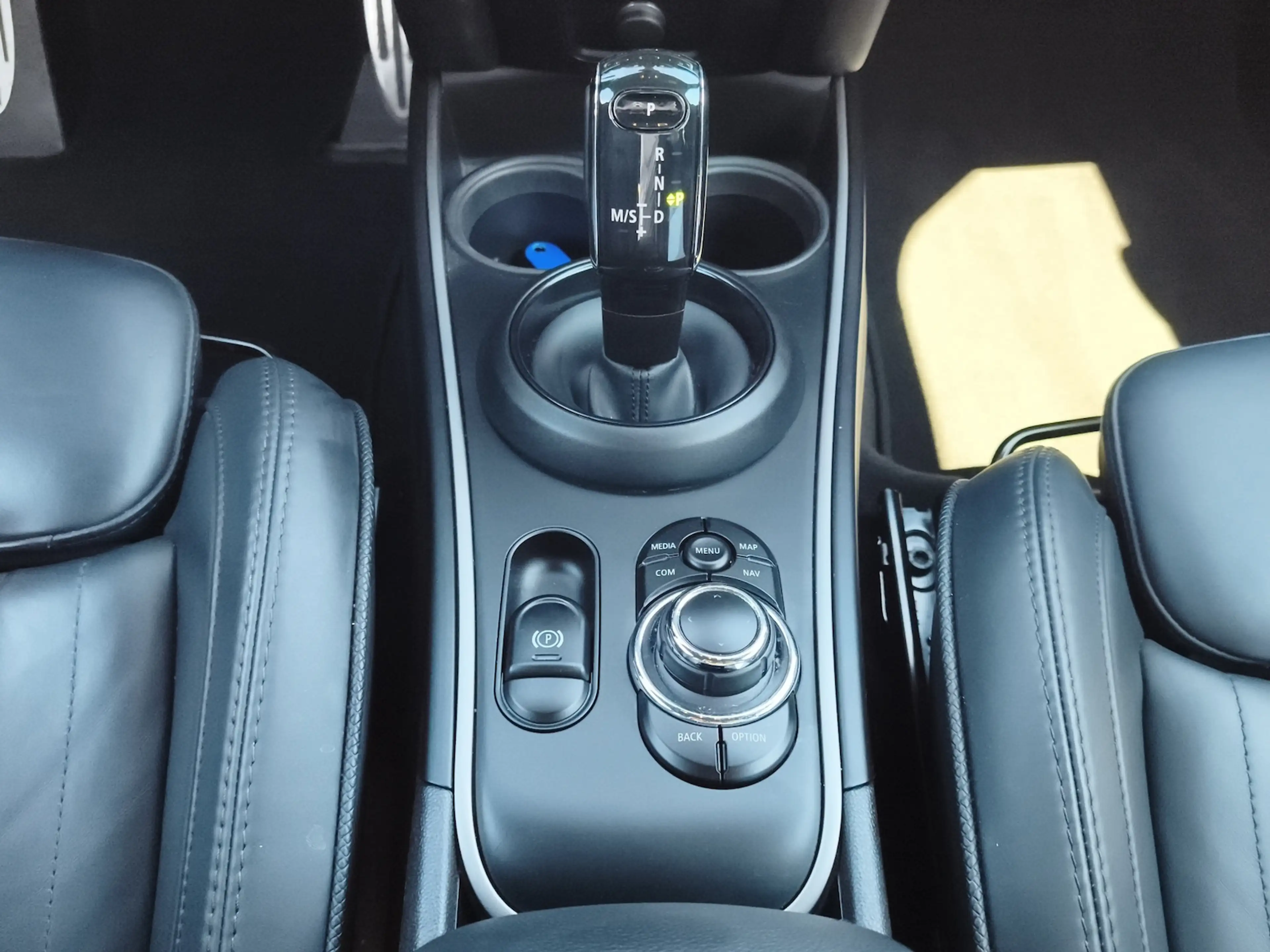 MINI John Cooper Works Countryman All4 JCW Trim LED Navi Kamera — photo 12