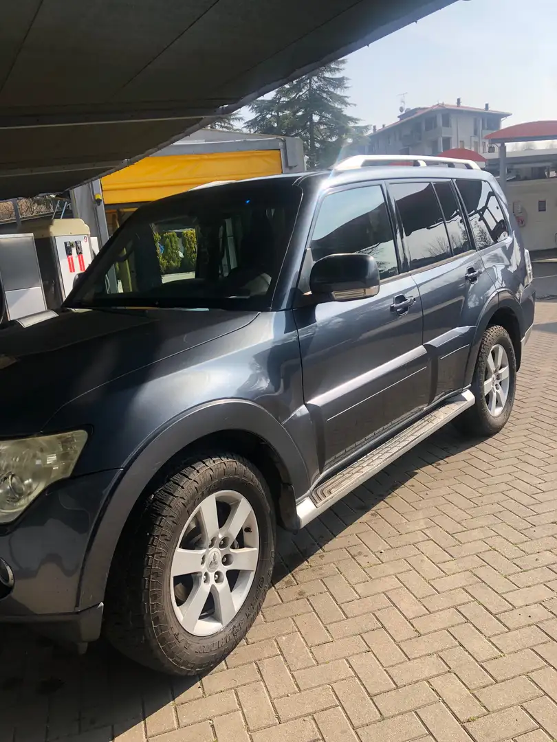 Mitsubishi Pajero Pajero 5p 3.2 CR Intense Blu/Azzurro - 2
