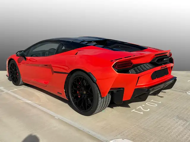 Lamborghini Temerario view 2
