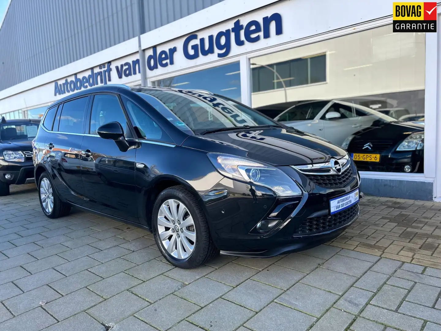 Opel Zafira Tourer 1.4 Innovation 7 persoons Automaat Black - 1