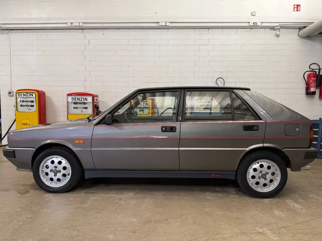 Lancia Delta Delta HF 4 WD