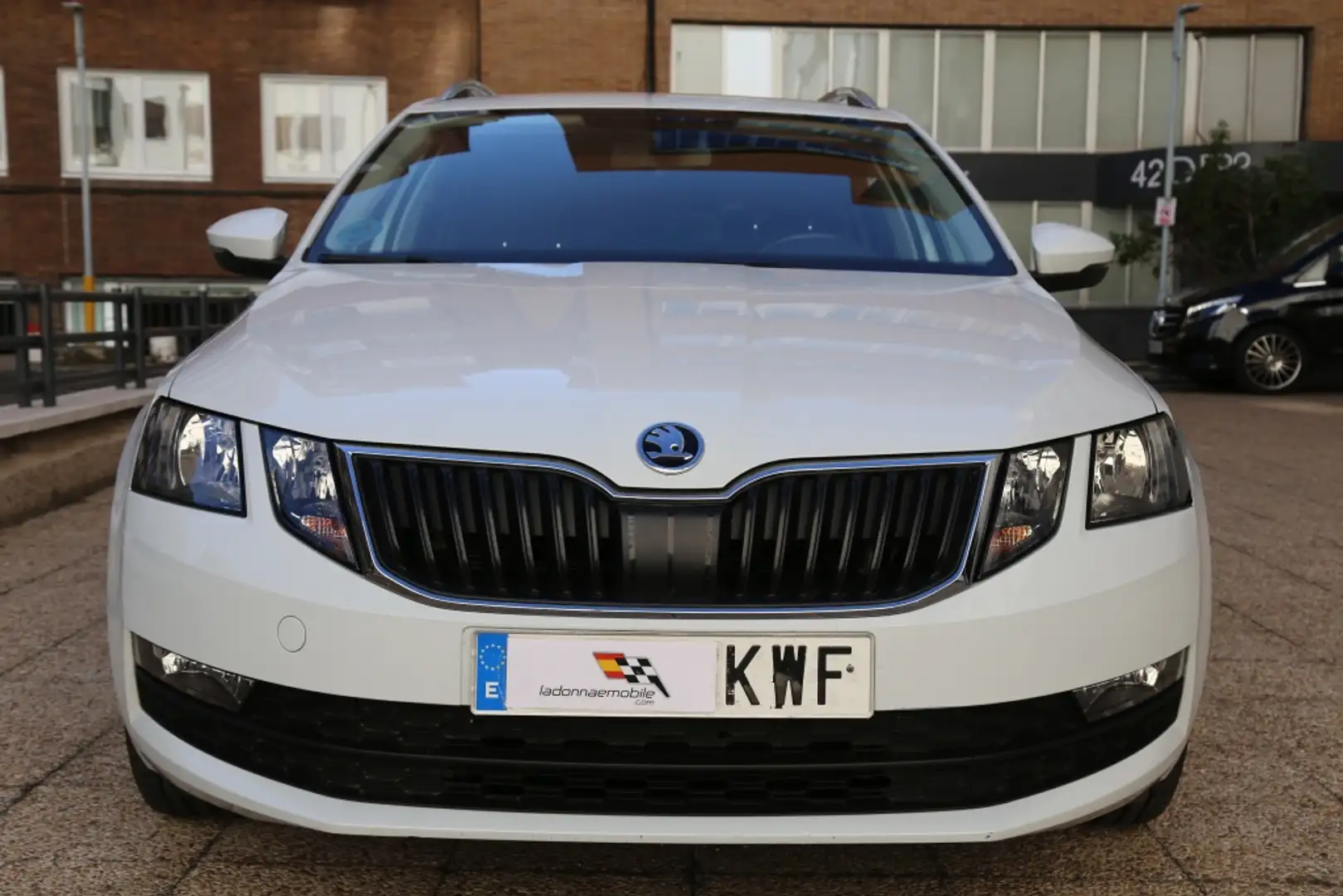 Skoda Octavia Combi 1.6TDI CR Ambition Wit - 1