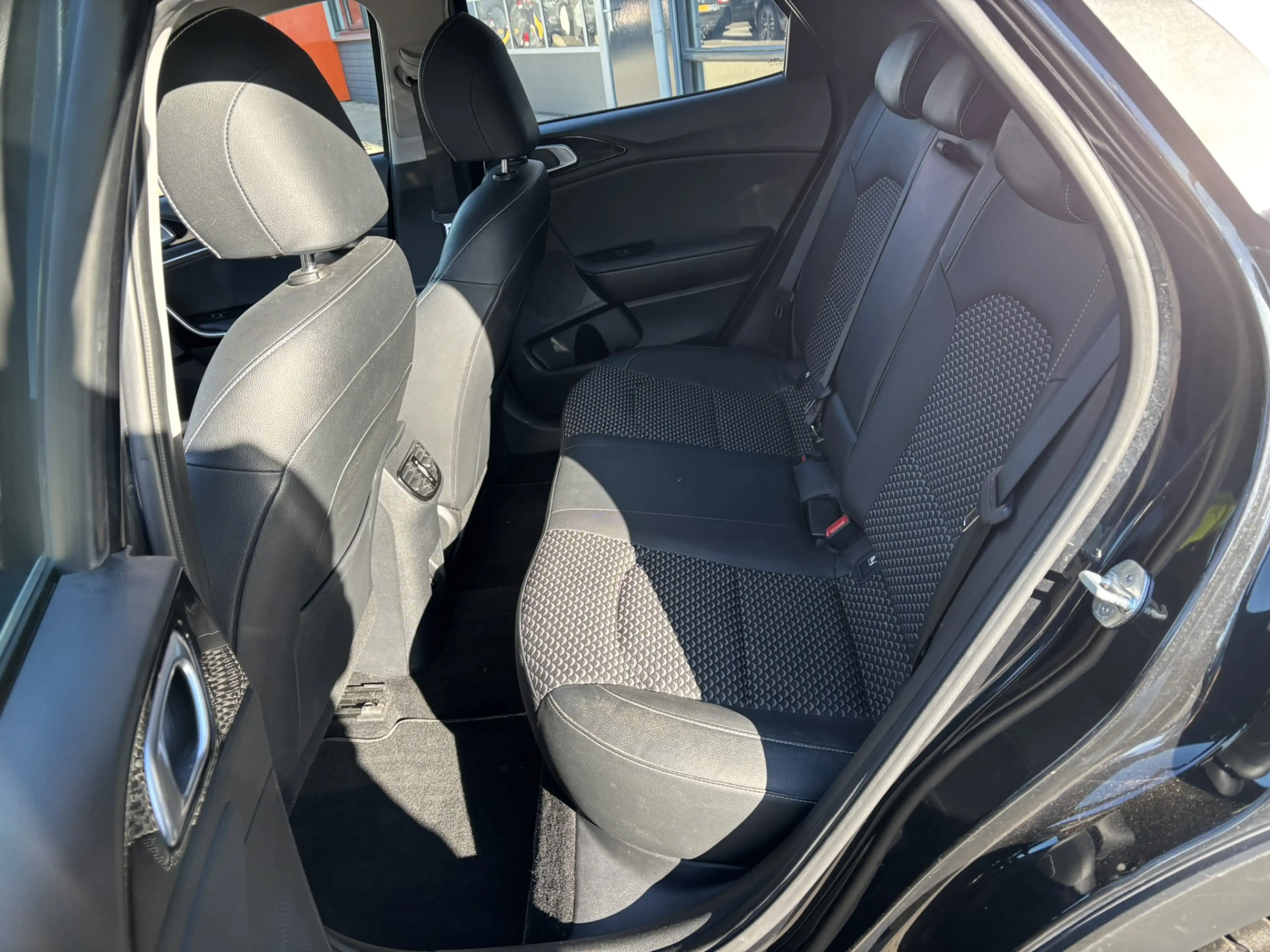 Kia XCeed 1.5 T-GDI MHEV DynamicPlusLine / Navi / Applecarpl — photo 10