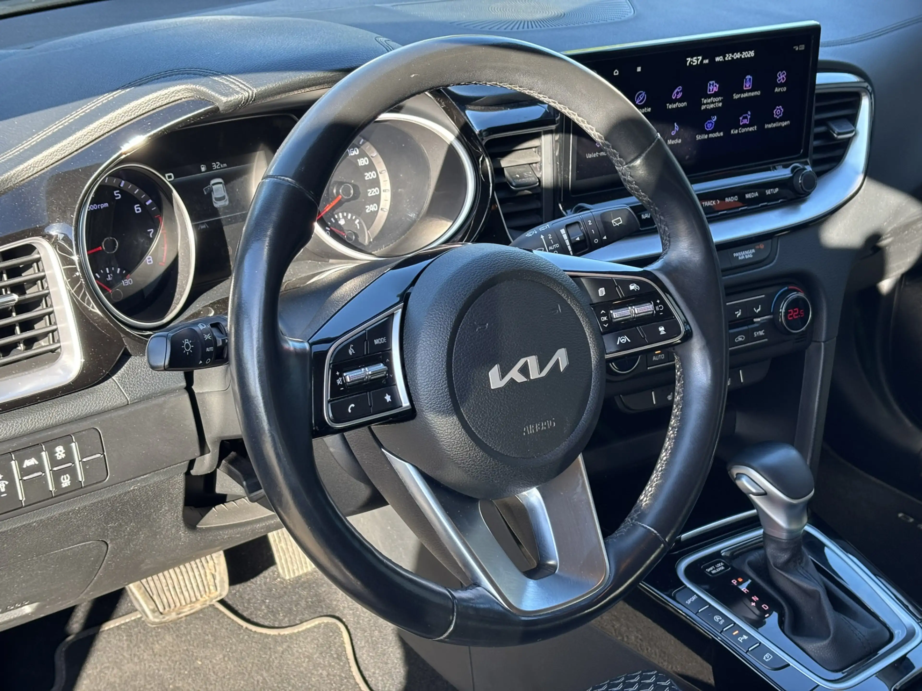 Kia XCeed 1.5 T-GDI MHEV DynamicPlusLine / Navi / Applecarpl — photo 6