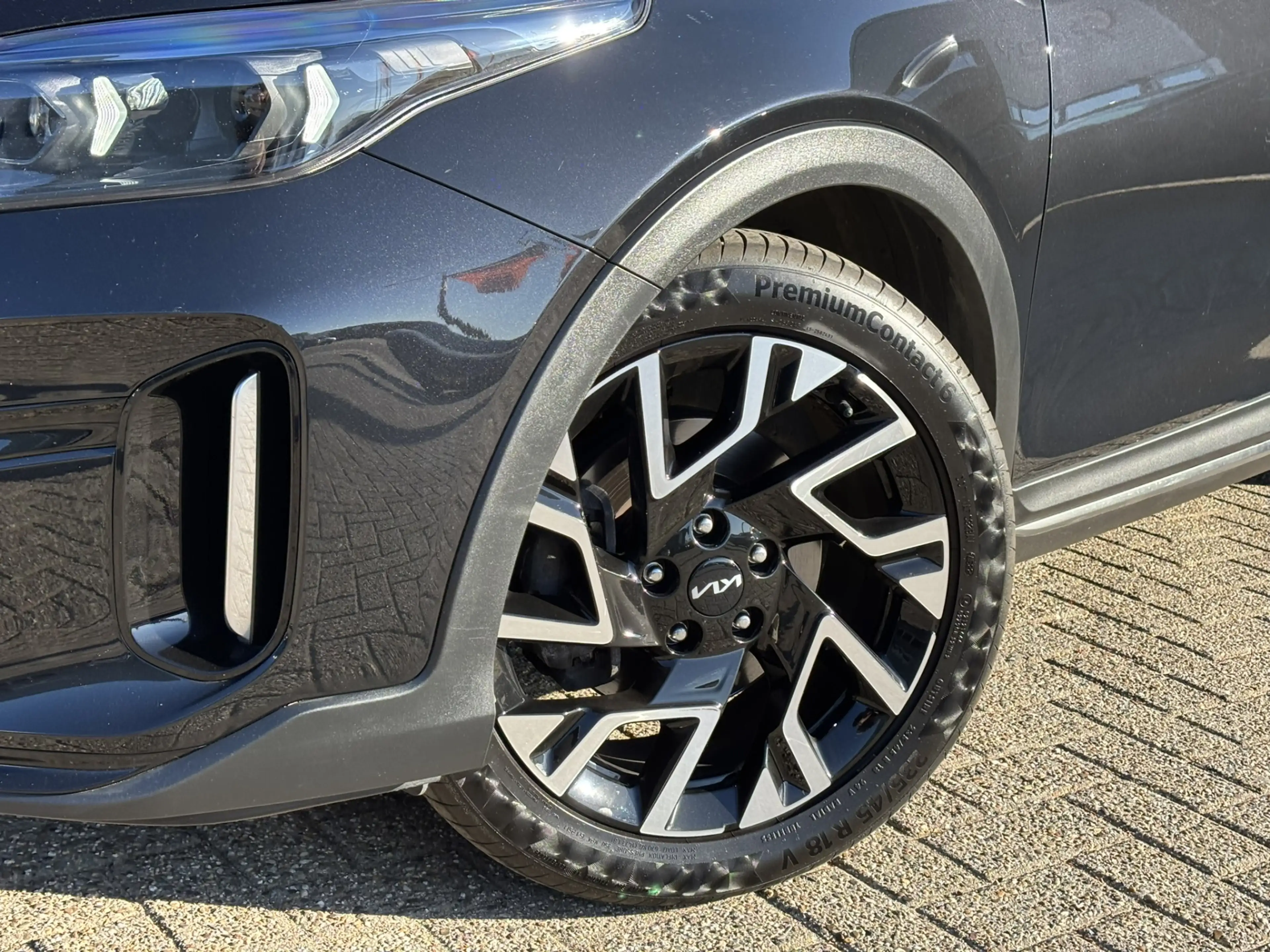 Kia XCeed 1.5 T-GDI MHEV DynamicPlusLine / Navi / Applecarpl — photo 12