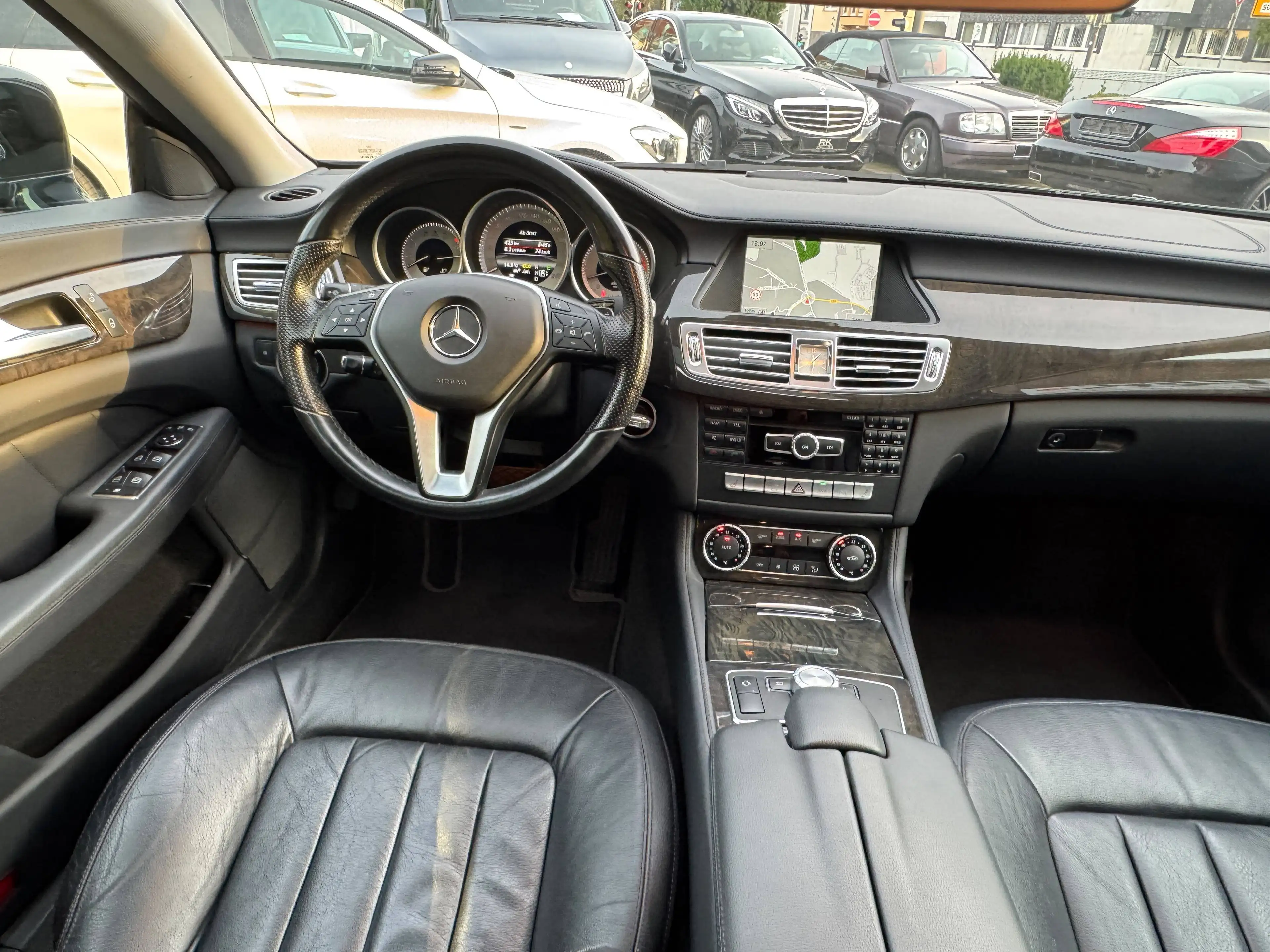 Mercedes-Benz CLS 350 CLS 350 CDI BlueEfficiency (218.923) — photo 11
