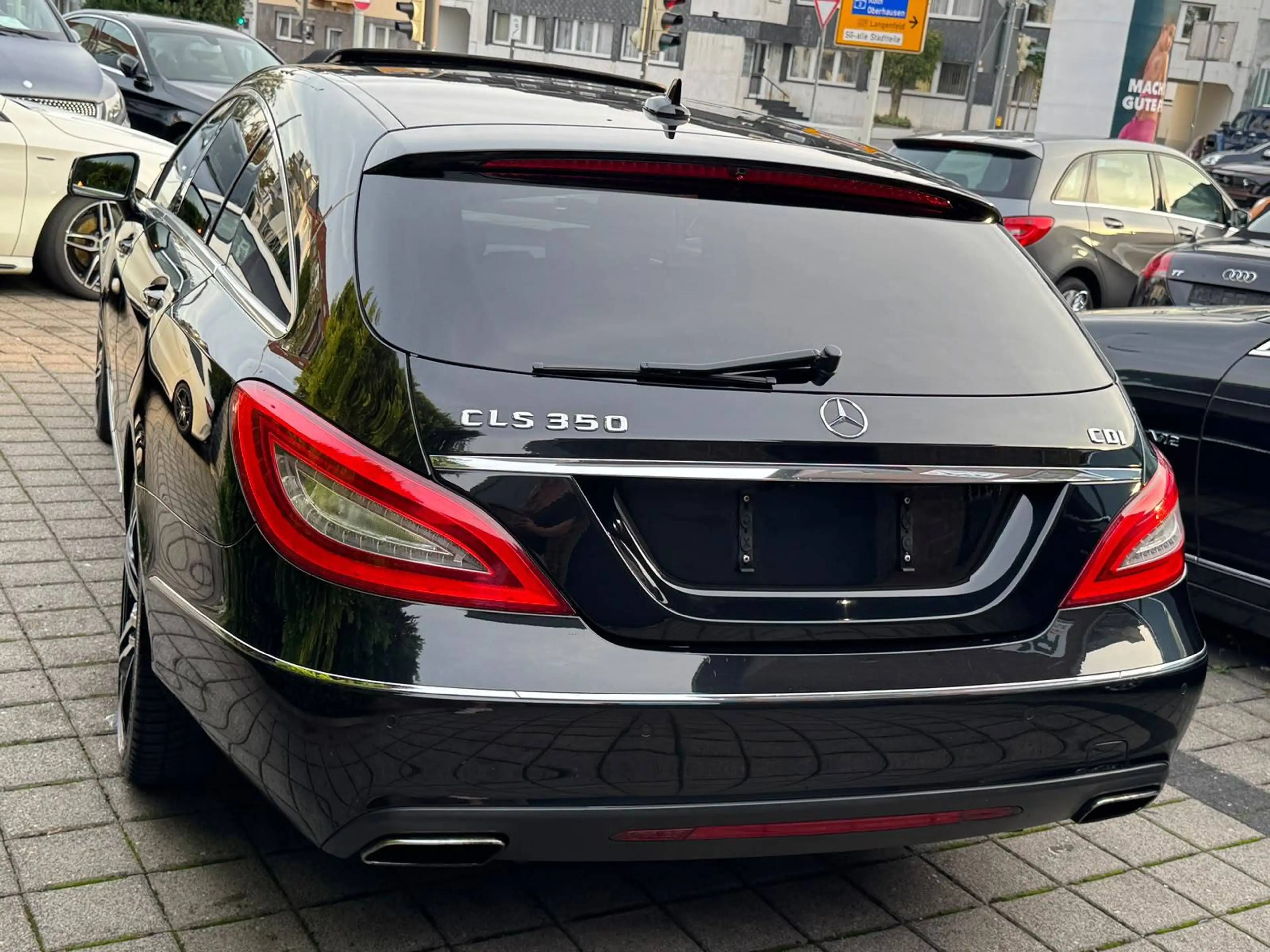 Mercedes-Benz CLS 350 CLS 350 CDI BlueEfficiency (218.923) — photo 6