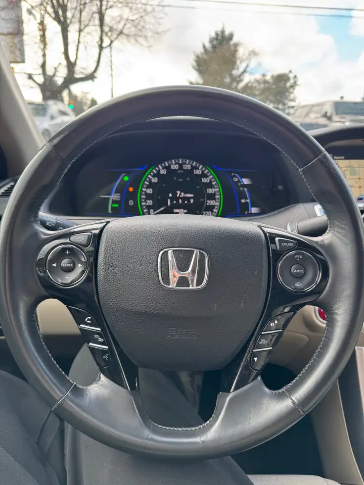 Honda Accord снимка Honda Accord