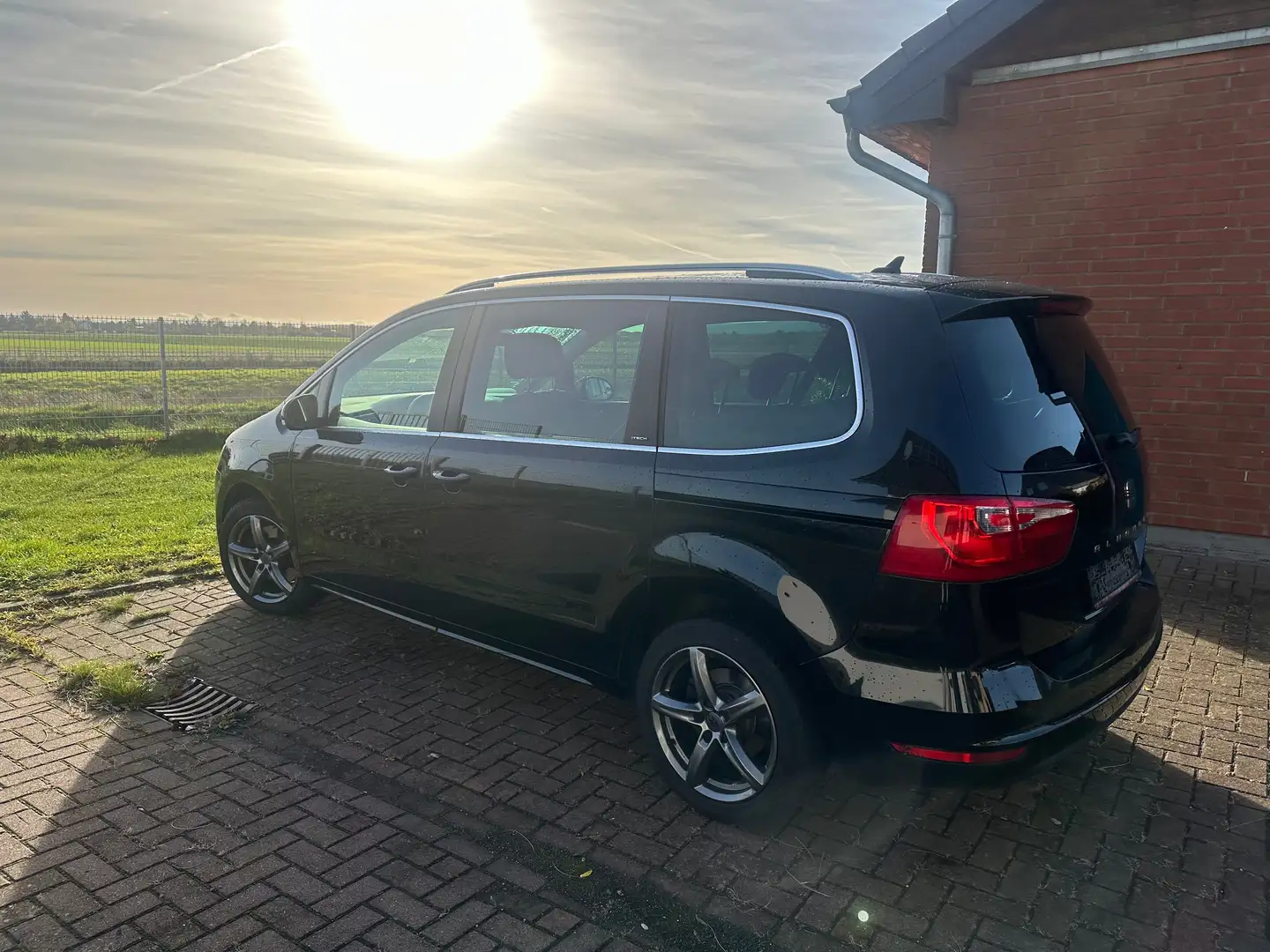 SEAT Alhambra Alhambra 2.0 TDI Ecomotive I-Tech Schwarz - 1