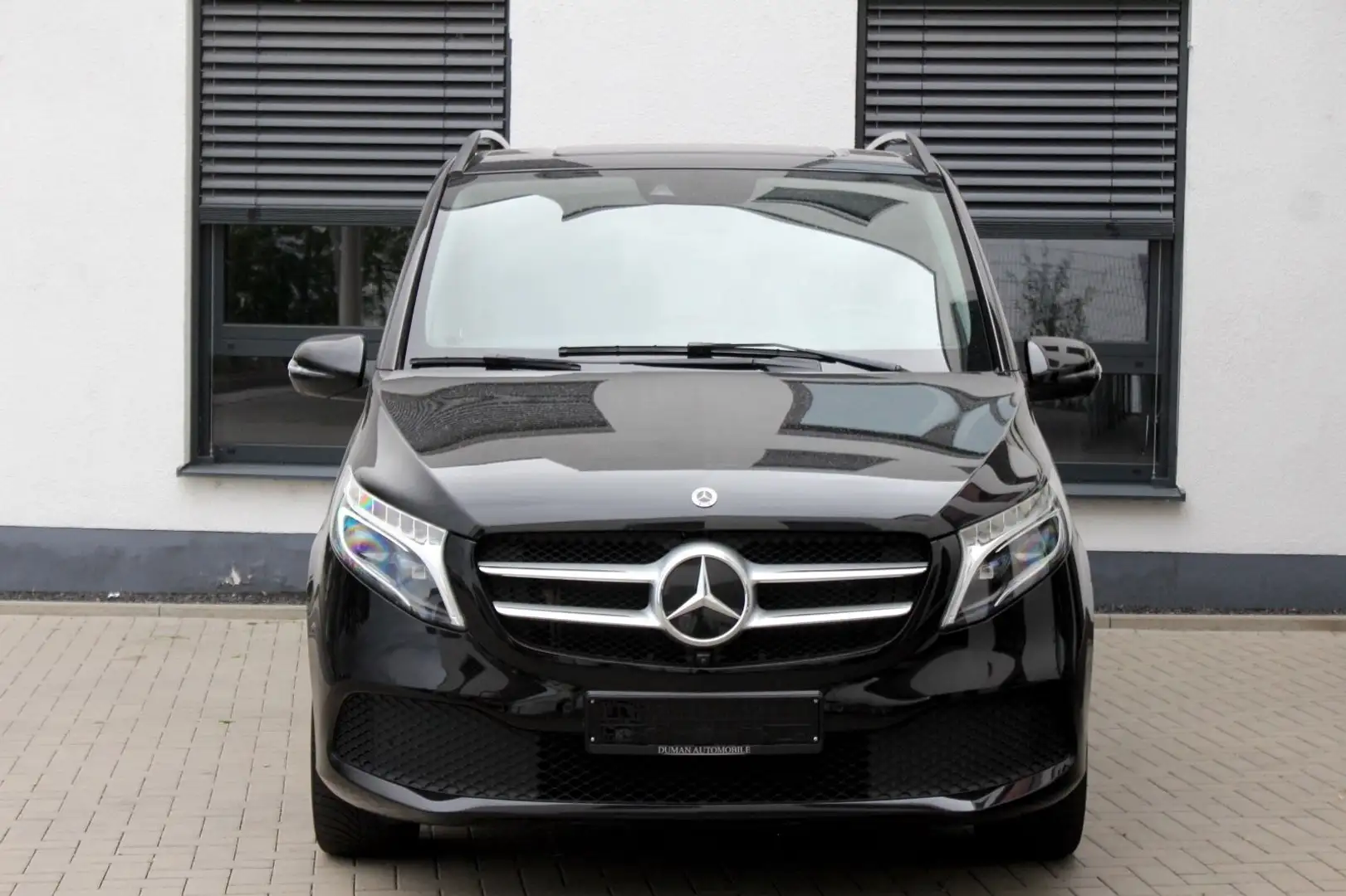 Mercedes-Benz V 250 d 4-MATIC LANG TISCH 6-SITZE 2x TÜREN 360° Noir - 1