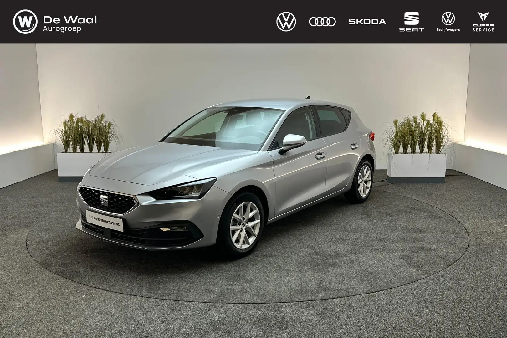 SEAT Leon 1.0 TSI 110PK Style Business Intense | Park Assist Gris - 1