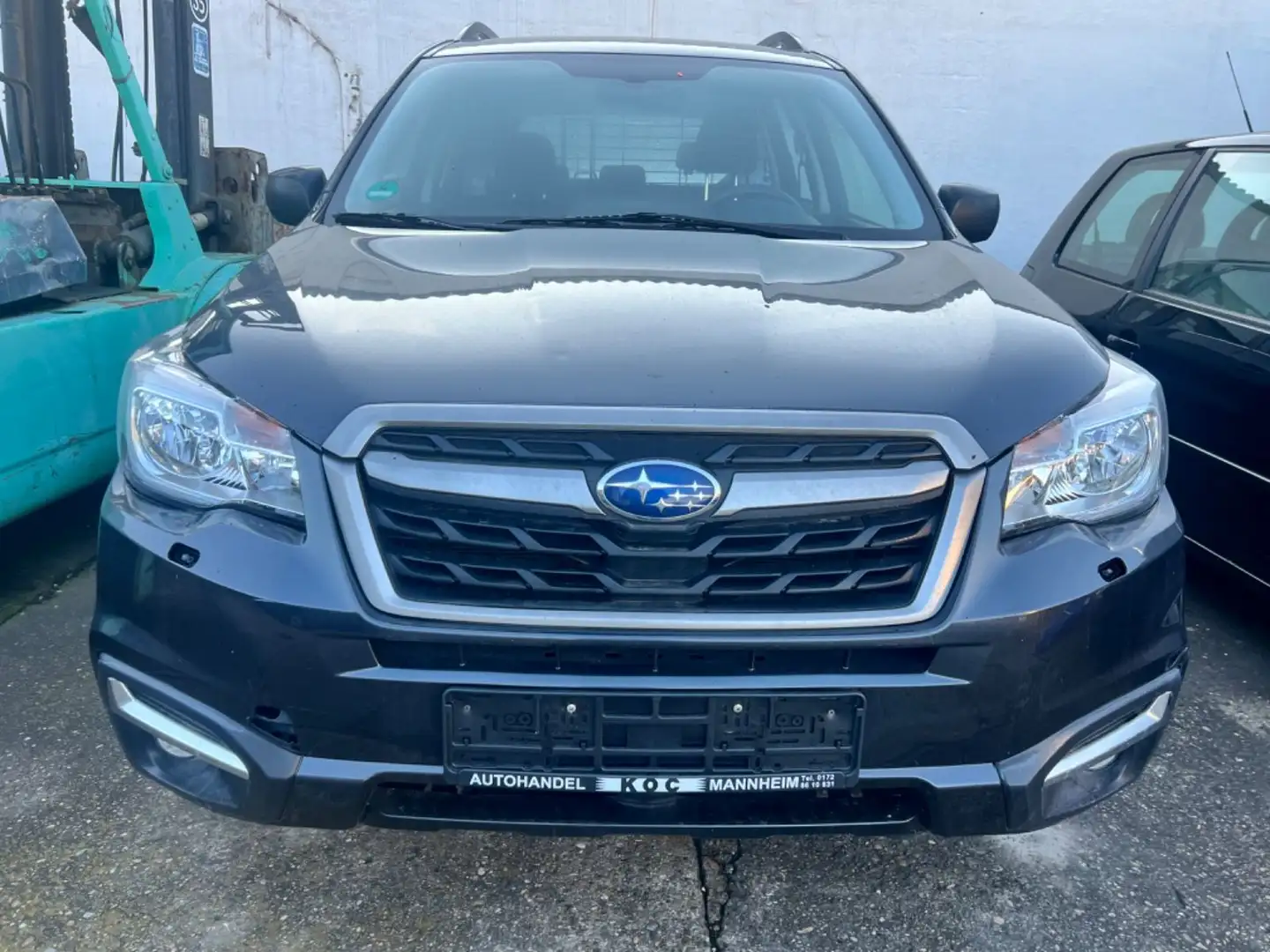 Subaru Forester Active / 1. Hand Grau - 2