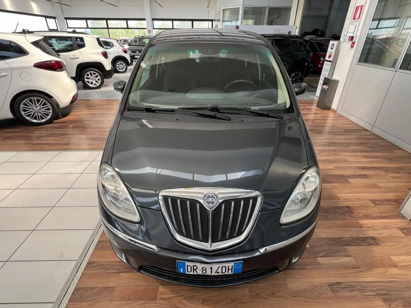 Lancia MUSA 1.4 16V Oro - SOST MOTORE DA 78000KM 4 MESI FA Gri - 2