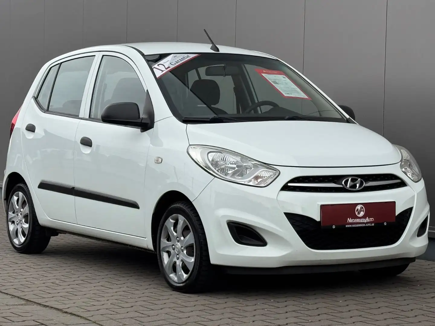 Hyundai i10 FIFA Edition Klima 4x el.FH Allwetter 2.Hand Blanc - 2