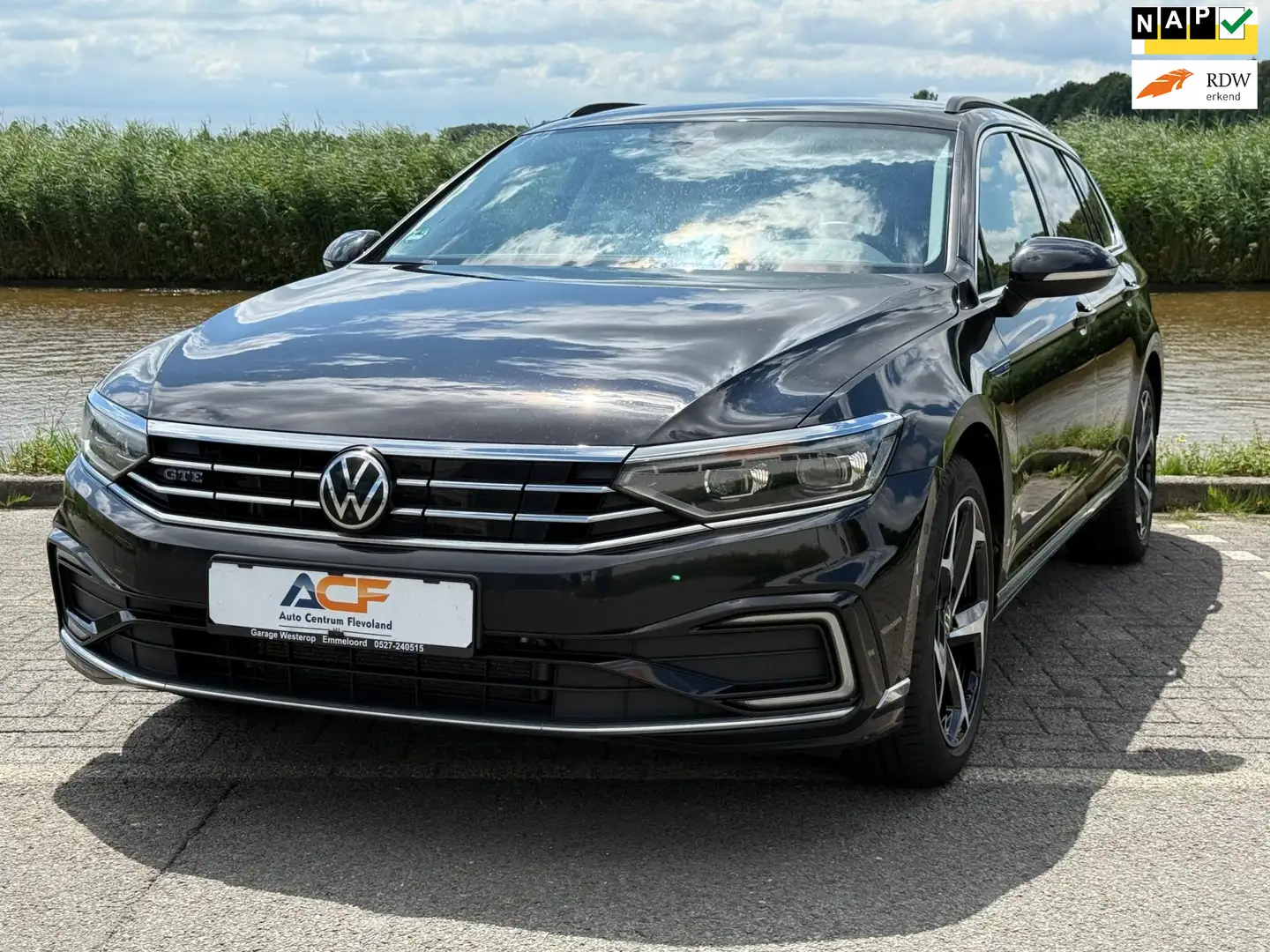 Volkswagen Passat Variant 1.4 TSI PHEV GTE Business / trekhaak / HUD / LED / Zwart - 1
