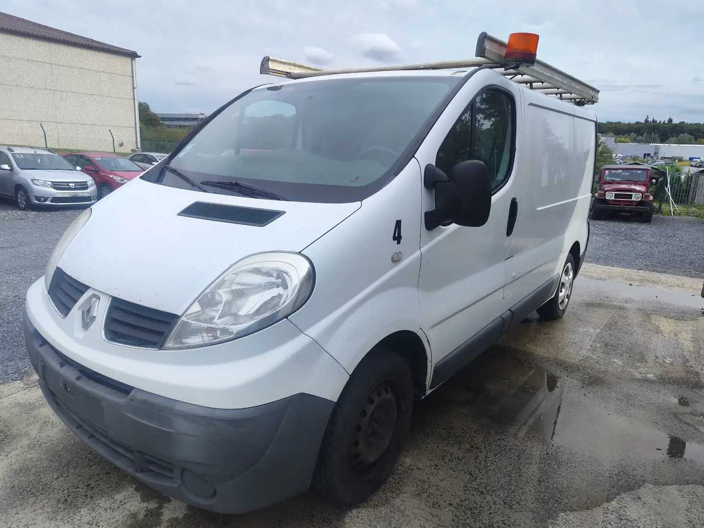 Renault Trafic Trafic 2.0 dCi marchand ou export Weiß - 1