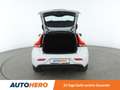 Volvo V40 2.0 D3 You!*NAVI*TEMPO*PDC Weiß - thumbnail 17