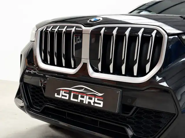 BMW X1 view 4
