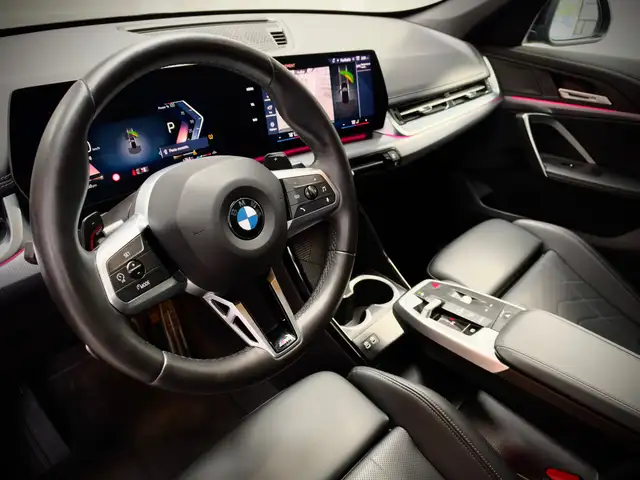 BMW X1 view 11