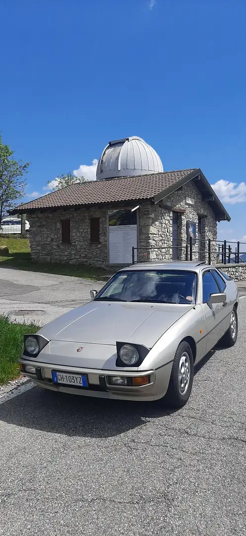 Porsche 924 2.5 S - 1