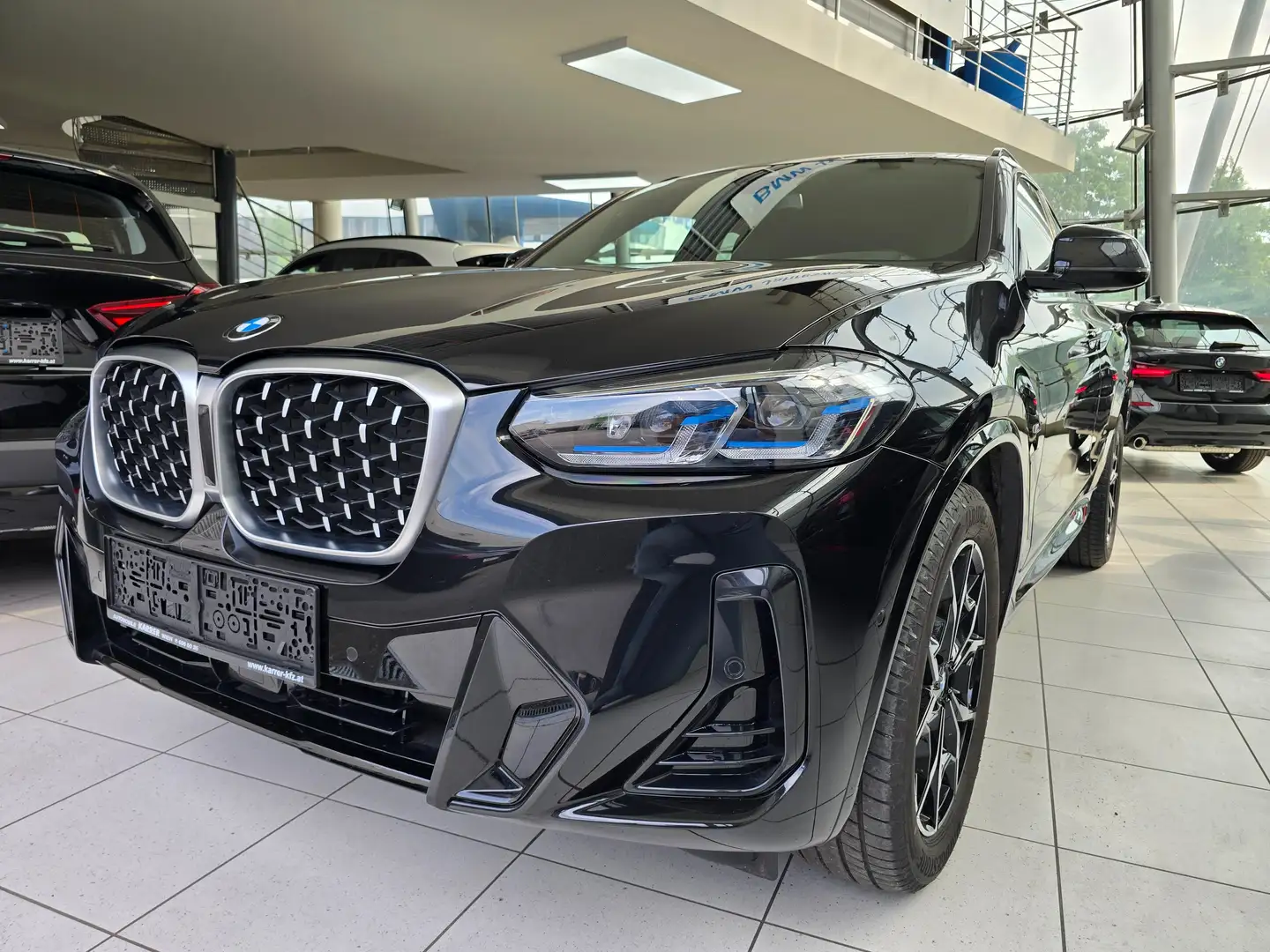 BMW X4 xDrive 20i Aut. M Sportpaket/Vollleder/AHK elektr. Noir - 1