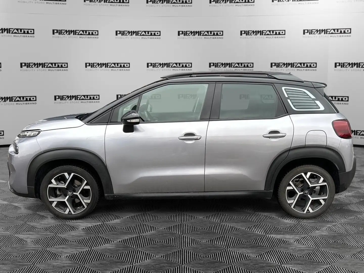 Citroen C3 Aircross C3 Aircross PureTech 110 S&S Shine Gris - 2
