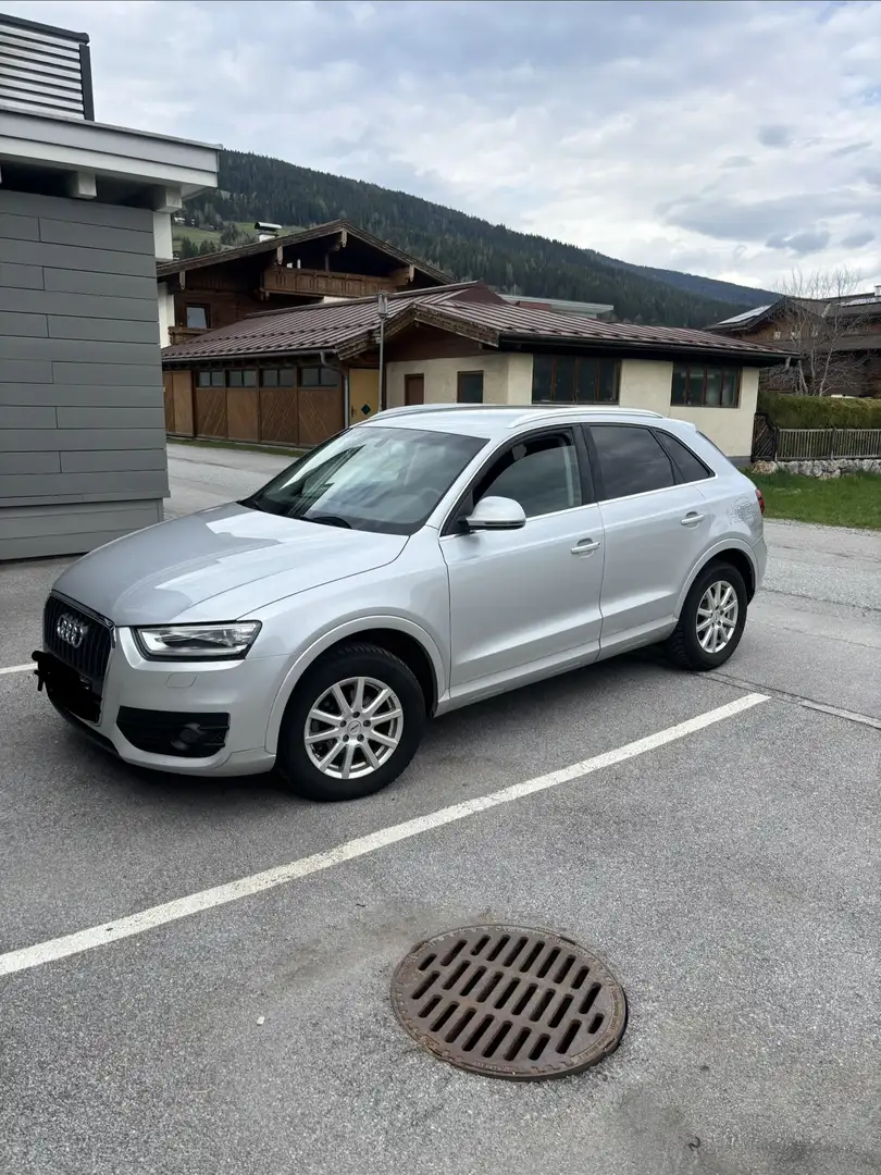 Audi Q3 2,0 TDI quattro DPF S-tronic - 1