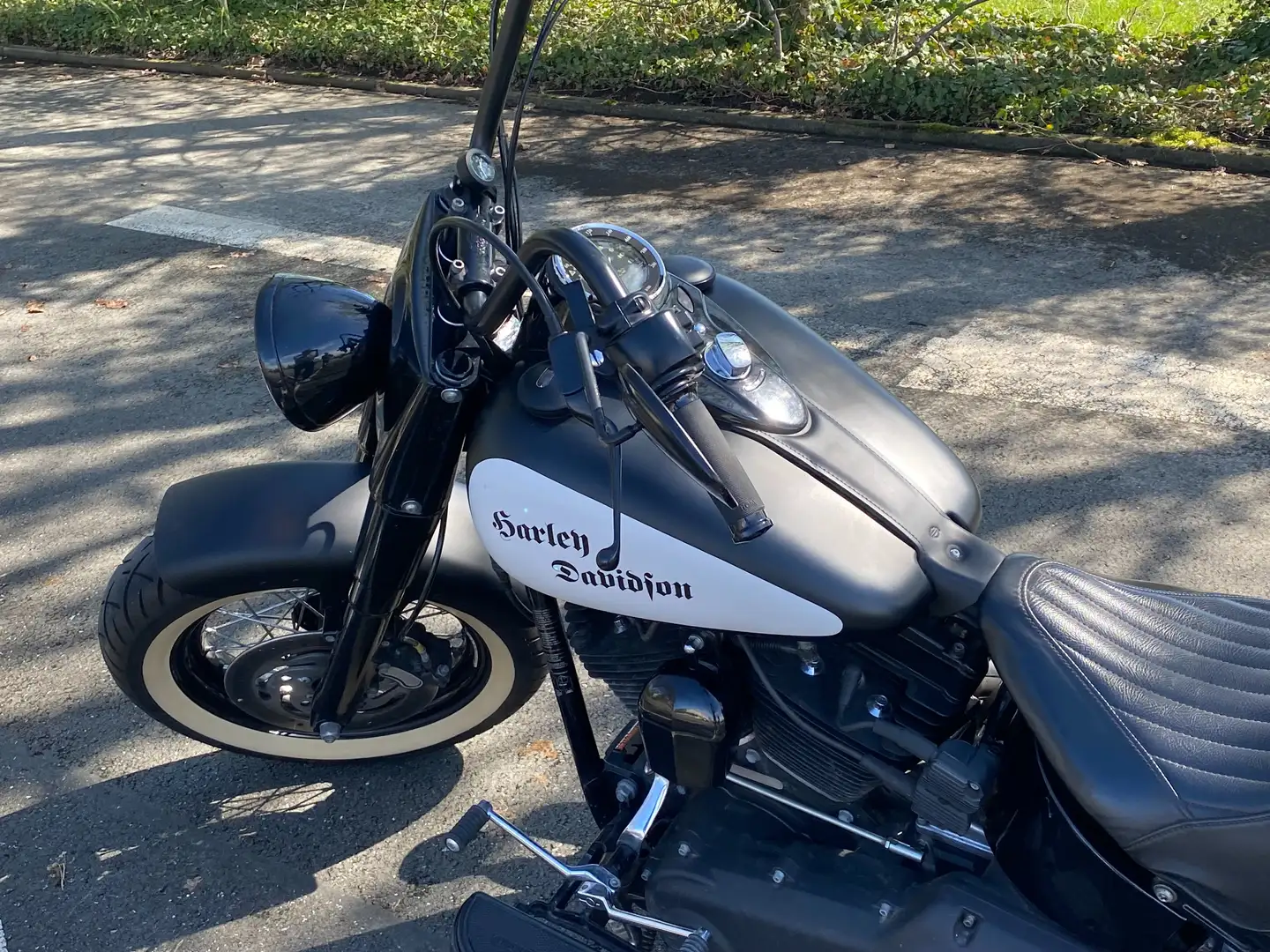 Harley-Davidson Softail Slim Чорний - 1